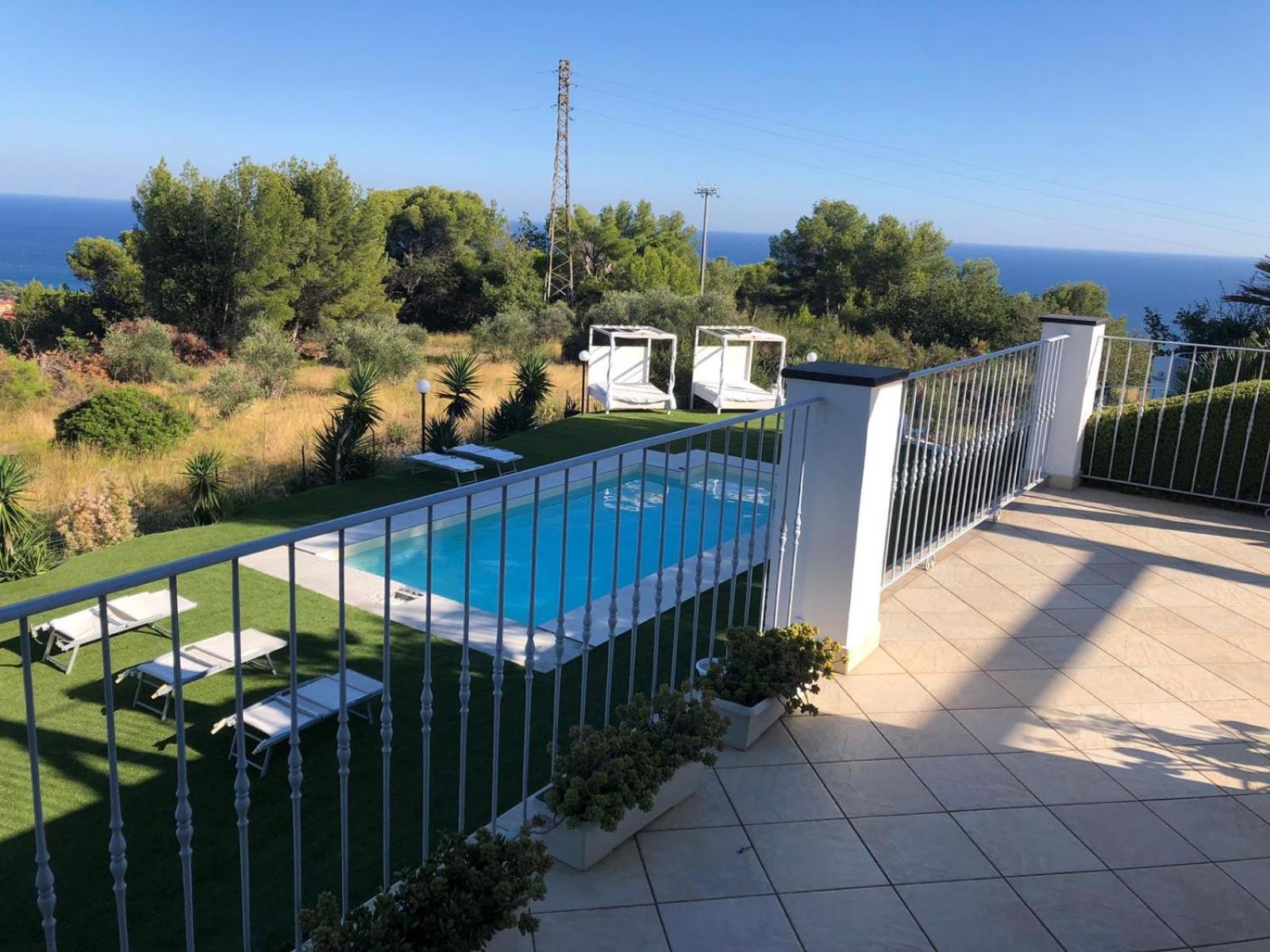 Villa Shambhala San Bartolomeo Al Mare Exteriér fotografie