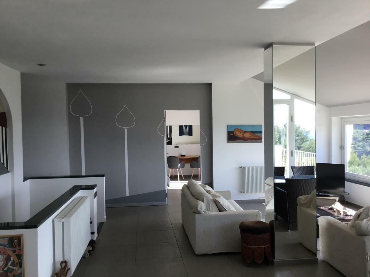 Villa Shambhala San Bartolomeo Al Mare Exteriér fotografie